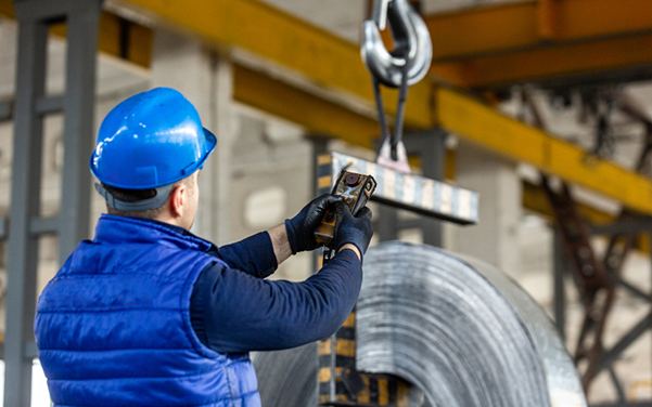 Logistics Transport: How Machinery Moving Services Reduce Downtime