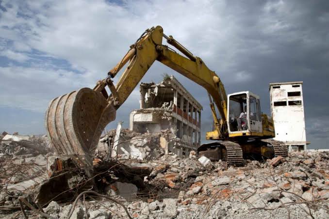 Waste Handlers for Construction Waste